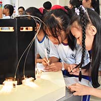 Outdoor Study Kelas V Ke Riau Science Center